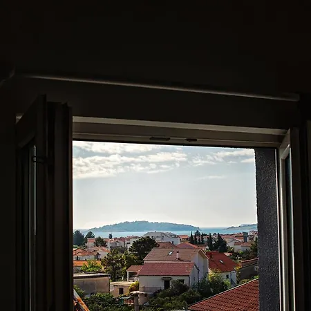 Apartment Family Apartment Bilic Rogoznica (Sibenik-Knin)